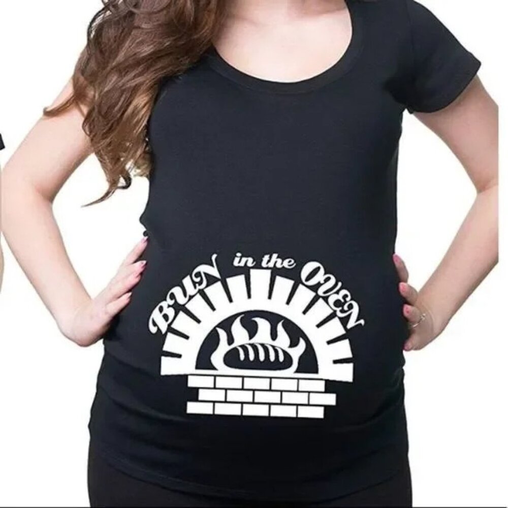 SILK ROAD TEES WOMEN'S GRAPHIC "BUN IN THE OVEN" MATERNITY SHIRT SIZE XL-XXL-EUC